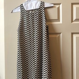 B&W Dress - Middle Length